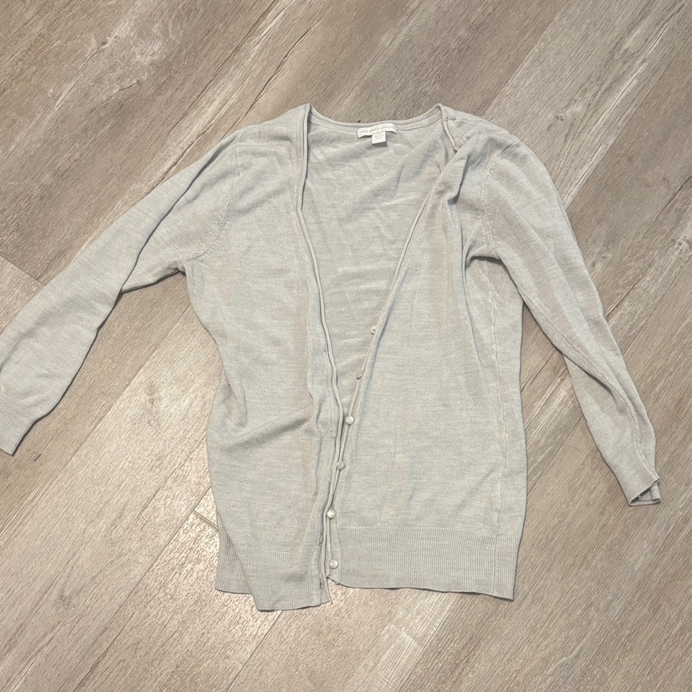 New York & Company Light Gray Women's Cardigan